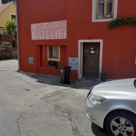 Atelier Spojovaci Apartment Cesky Krumlov Bagian luar foto